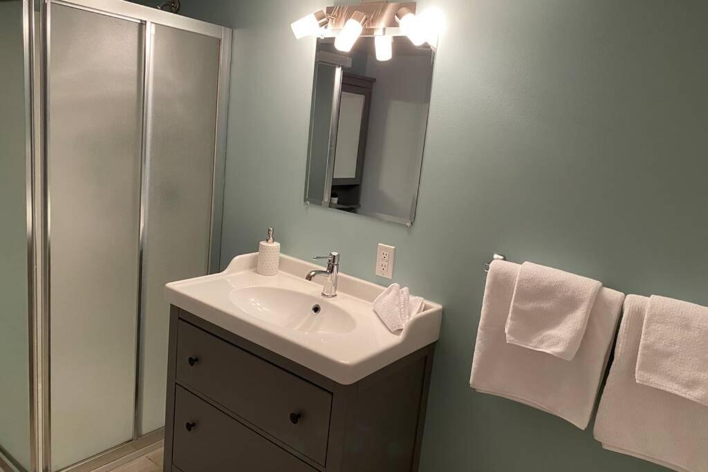 Hideaway On Quartz - 1Bed 1Bath Suite Golden Exterior foto